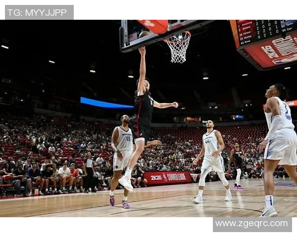 勇士与开拓者激战四月二十五日谁将赢得关键对决的胜利